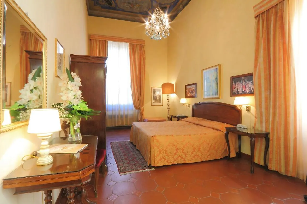 Hotel Villa Liana Florencia 3*,
