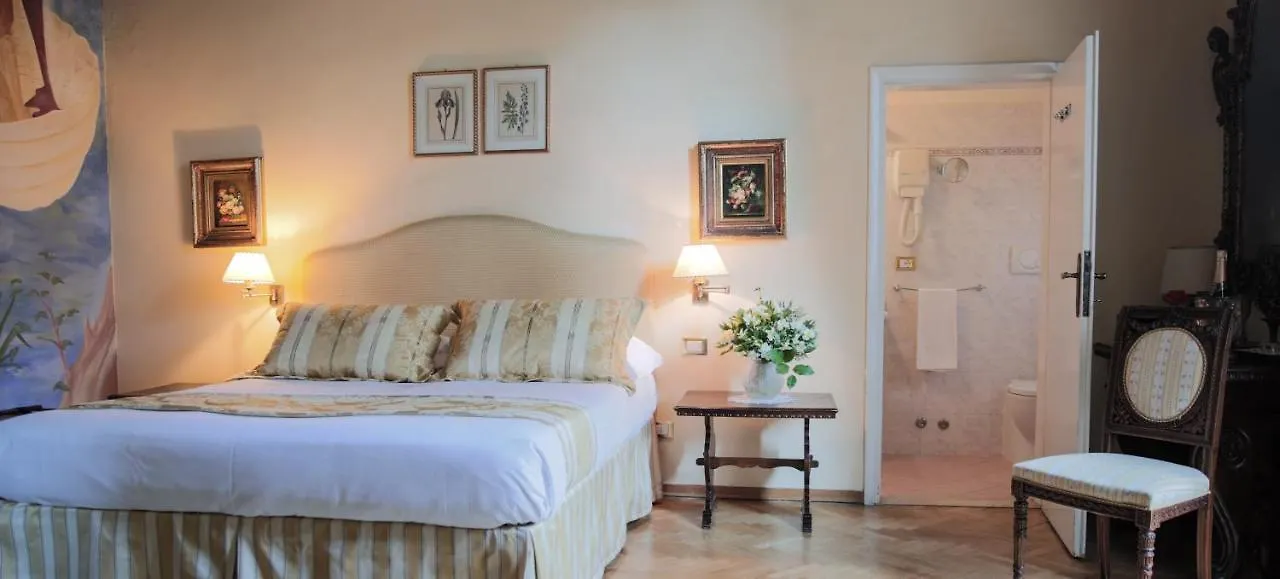 Hotel Villa Liana Florence 3*,